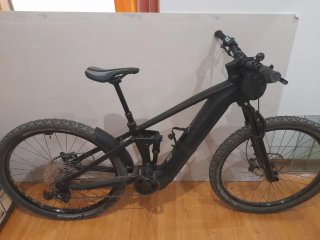 Ocasión Bicicleta Eléctrica Cube Negra talla M