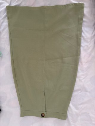 3 euros por conjunto de faldas y chalecos de veran