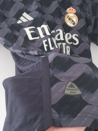 Camiseta Adidas Real Madrid coleccionista.Talla XL