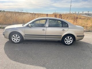 Skoda Superb 2006