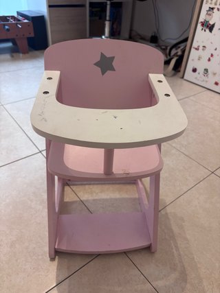 Trona de juguete rosa