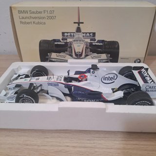 BMW Sauber F1.07 Robert Kubica Minichamps 1/18