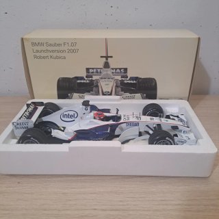 BMW Sauber F1.07 Robert Kubica Minichamps 1/18