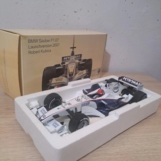 BMW Sauber F1.07 Robert Kubica Minichamps 1/18
