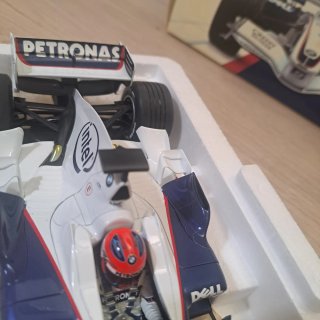 BMW Sauber F1.07 Robert Kubica Minichamps 1/18