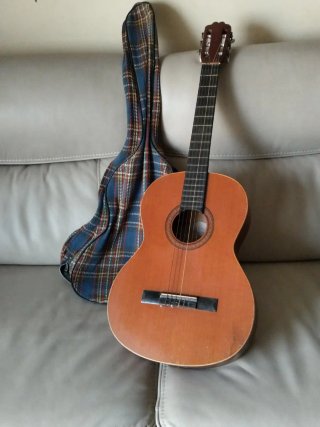 Guitarra española clásica