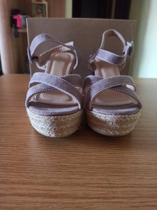SANDALIAS DE CUÑA NUEVAS