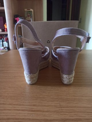SANDALIAS DE CUÑA NUEVAS