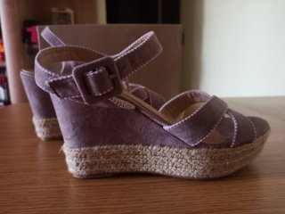 SANDALIAS DE CUÑA NUEVAS