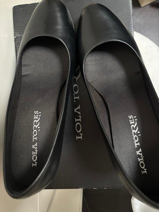 Zapatos de salón de piel negros