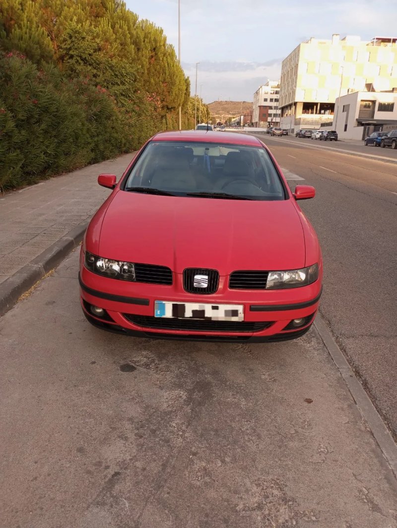 SEAT Leon 2002 - foto 1