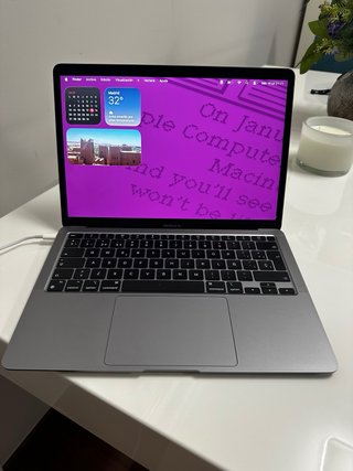 MacBook Air 13” Gris Espacial