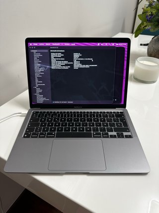 MacBook Air 13” Gris Espacial