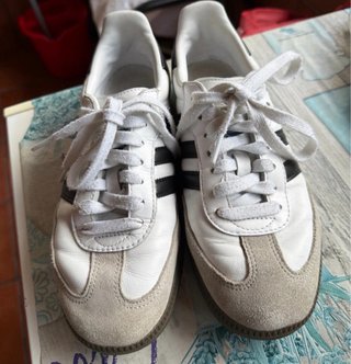 Adidas Samba Blancas y Beige