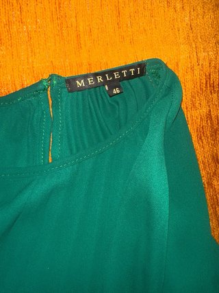 Vestido corto plisado verde