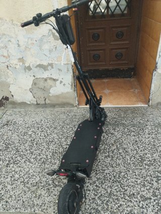 Patinete Eléctrico Negro