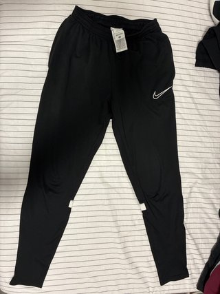 Pantalón Nike Negro