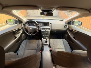 Volvo V40 2014