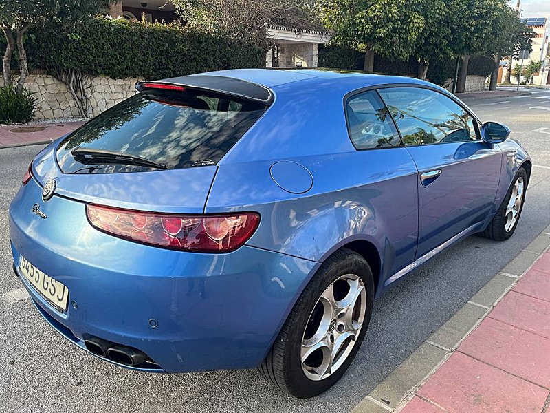 Alfa Romeo Brera 2.4 JTDm 2009, foto 2