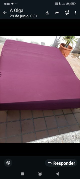 Divano letto viola