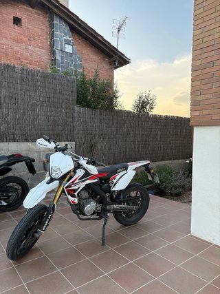 Rieju Marathon 125 Pro 4T Supermotard