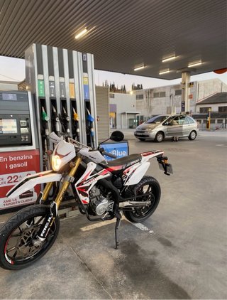 Rieju Marathon 125 Pro 4T Supermotard