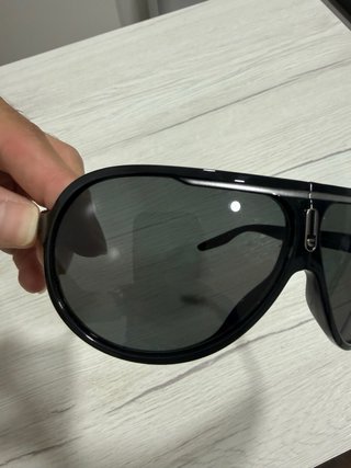 Gafas Carrera con funda negra y roja