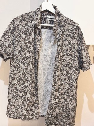 Lote 8 Camisas Talla M  URGE VENDER OPORTUNIDAD