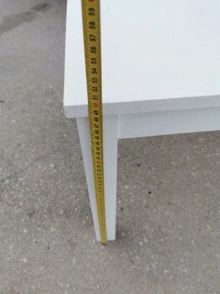 Mesa de centro blanca de madera