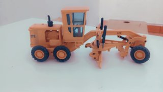 Réplica Caterpillar 12G Naranja