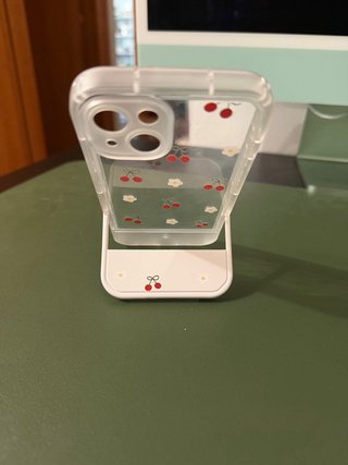 Cover iPhone 14 con ciliegie