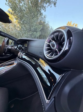 Mercedes-Benz AMG GT53 4Matic+ 4p UNICO