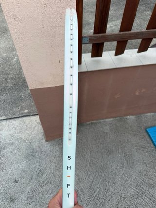 Raqueta Wilson Shift 99 300g Puño 2