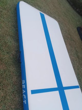 Plataforma inflable náutica para baño