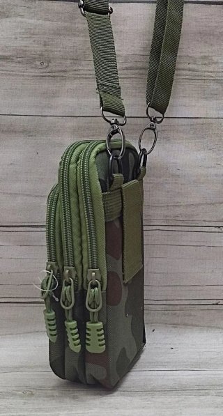 OFERTA. RIÑONERA / BOLSO CAMUFLAJE VERDE. TÁCTICO