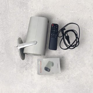 Proyector Portátil Blanco y Negro