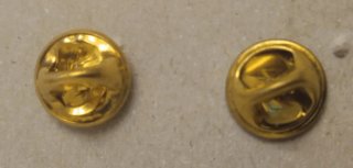 Lotes de 2 pins Liberto, Sega, Zippo y goodyear