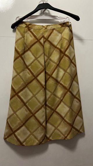 Conjunto Camisa y Falda Marrón y Amarillo