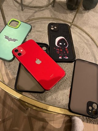 iPhone 11 64GB rojo Batería 74%