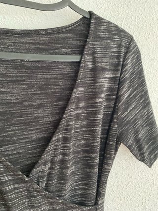 Vestido cruzado gris y negro
