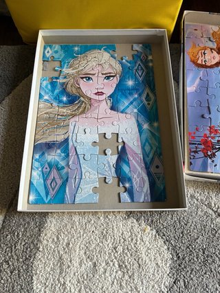 Puzzle Frozen Anna e Olaf. Principessa