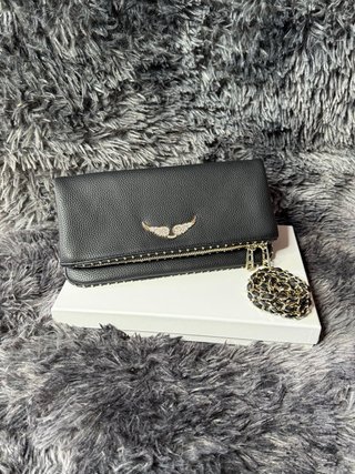 Bolso Zadig & Voltaire Rock Clutch negro alas stra