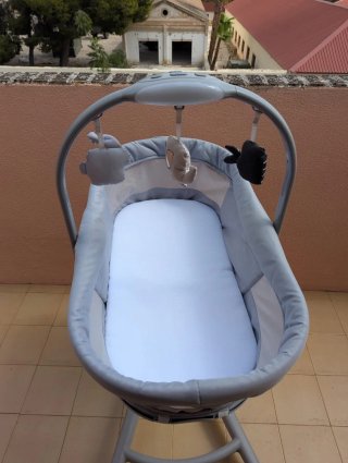 Chicco Baby Hug 4 en 1 Minicuna-hamaca-trona-silla