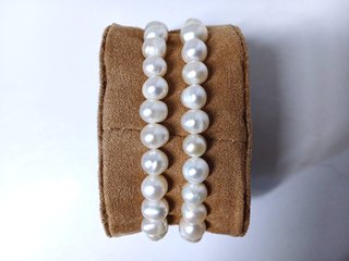 Conjunto 2 Pulseras Perlas Agua Dulce y Coral
