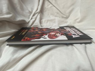 Capitán América Otro tiempo. Marvel deLuxe