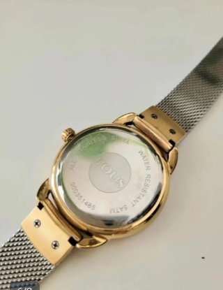 CHOLLO RELOJ TOUS DORADO y PLATEADO