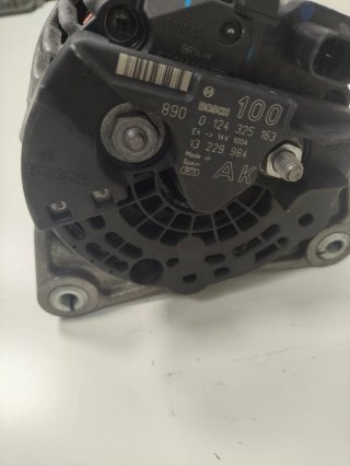Alternador Opel Zafira B 1.8 gasolina.