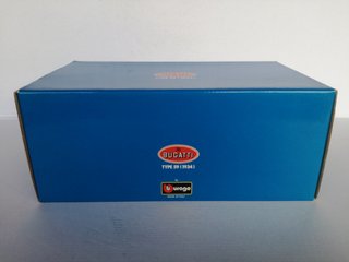 1/18 MODELLO BUGATTI TYPE 59 CON BASE ESPOSITIVA