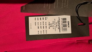 Pantalón ONLY rojo talla 44