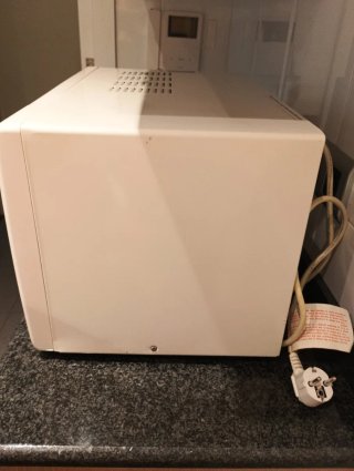 Microondas AM blanco